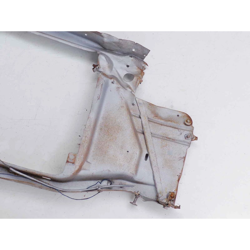 Quadro Radiador Parcial p/ Aproveitamento Ford Maverick Usado