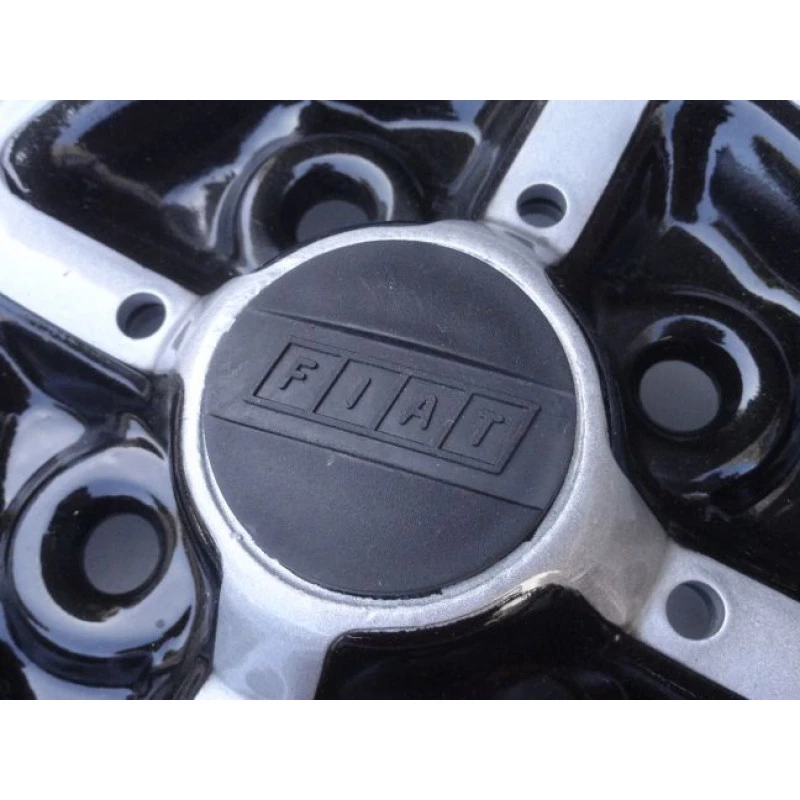 Roda Fiat 147 Gls Aro 13 Tala 4 Com Calotas Restaurada - Jogo