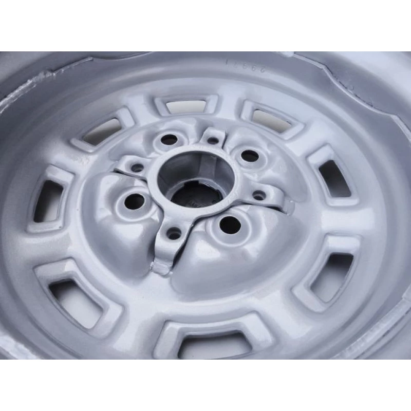 Roda Fiat 147 Gls Aro 13 Tala 4 Com Calotas Restaurada - Jogo