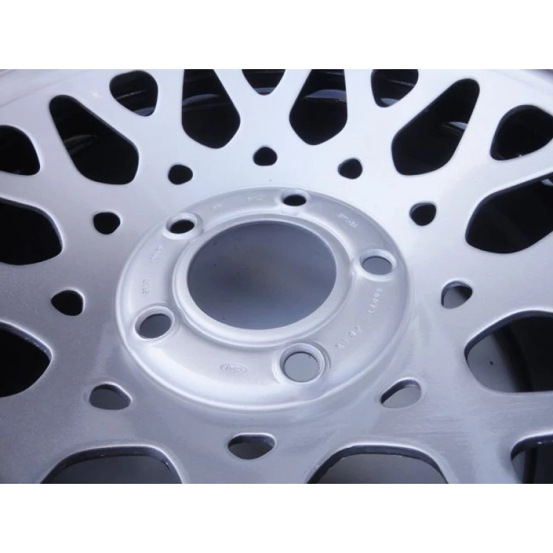 Roda F-1000 4x4 XL XLT 97 e 98 Aro 15 Original Usada - Unitária