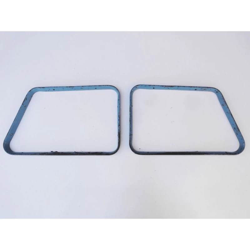 Moldura Janela Porta E Traseira Rural Willys Ford Usada Jogo