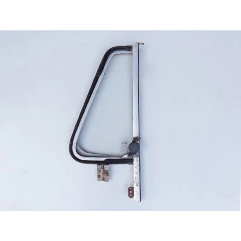 Quadro Quebra Vento Direito Kombi Clipper 76 À 96 Original Usado