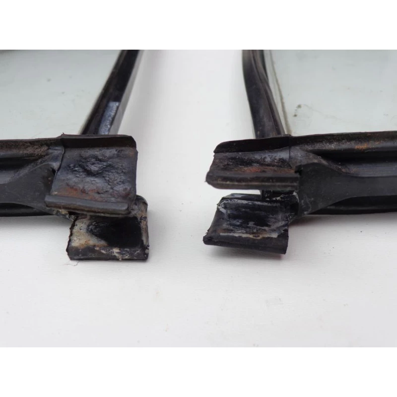 Vidro Janela Fixa Lateral Traseira Dodge Dar Le Baron 4 Portas - Par