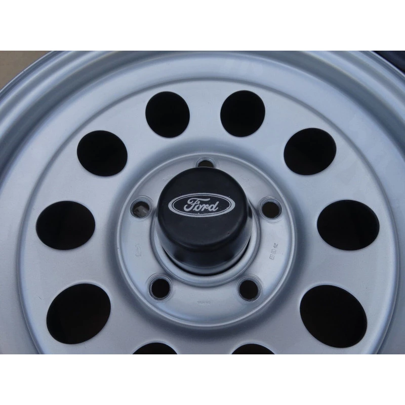 Roda Ferro F-1000 1986 a 1992 Original Restaurada Com Calota - Jogo