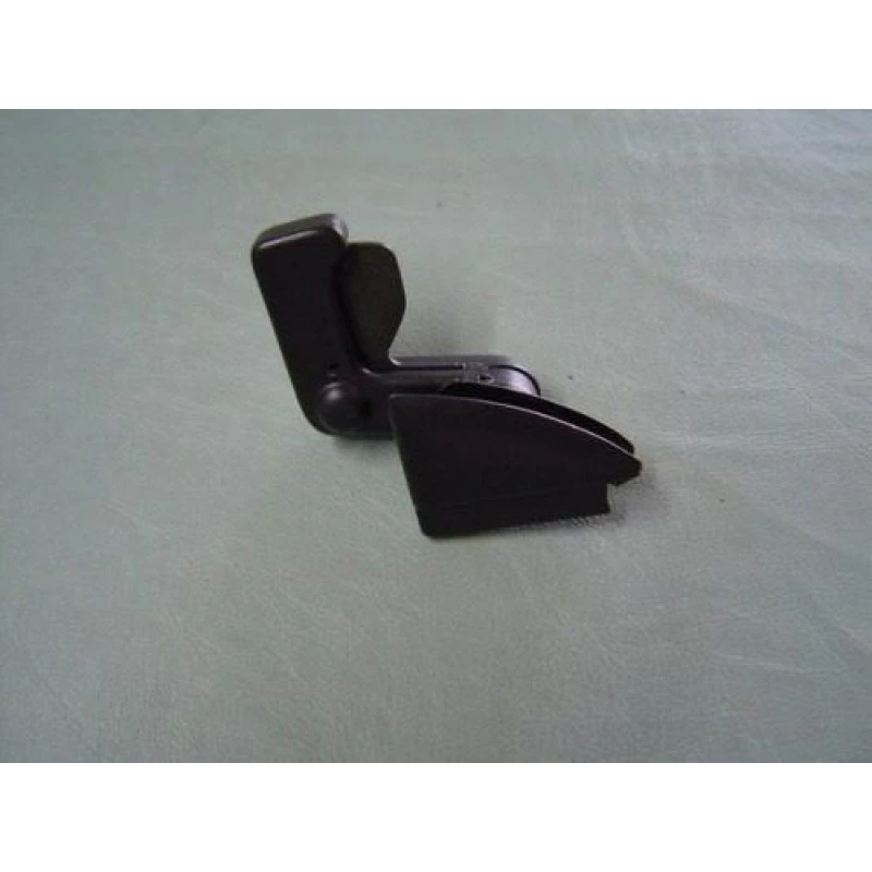 Trinco Quebra Vento D-20 Chevette Direito