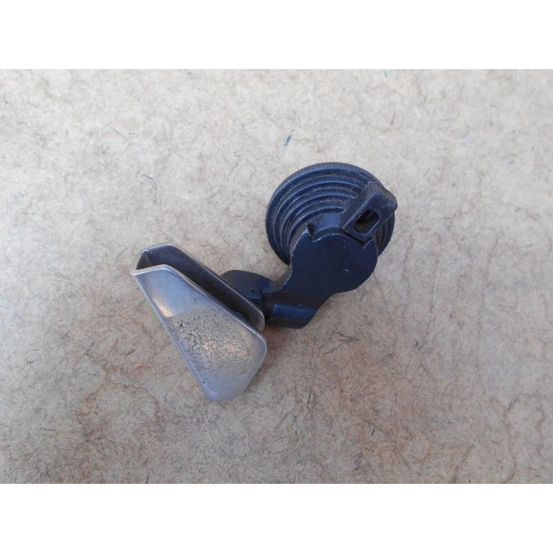 Trinco Quebra Vento Esquerdo Kombi Clipper 1976 a 1996 Novo