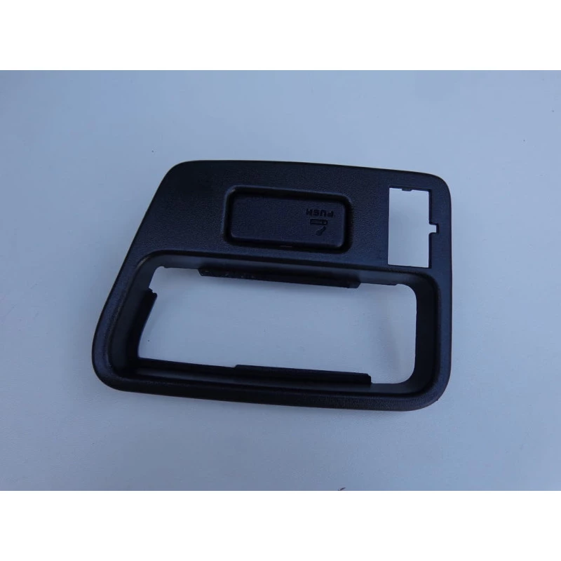 Moldura Cinzeiro Traseiro Blazer Até 2011 Original Gm Usada